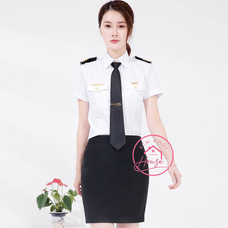 Trang phục phi công nữ