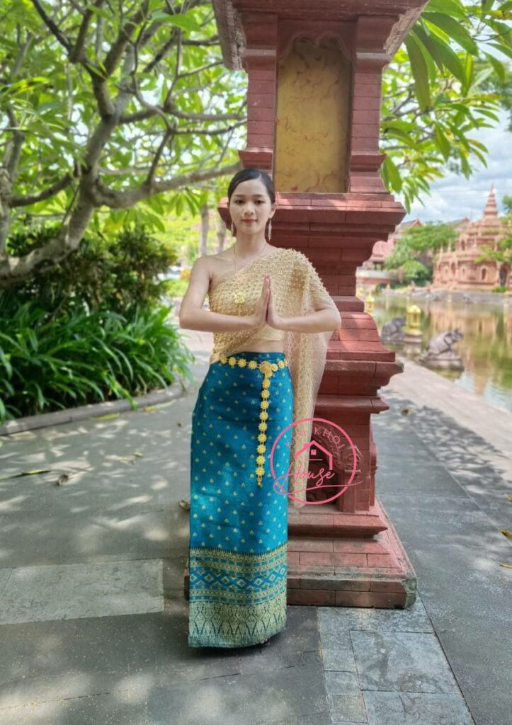 Trang Phục Thái Lan Xanh 